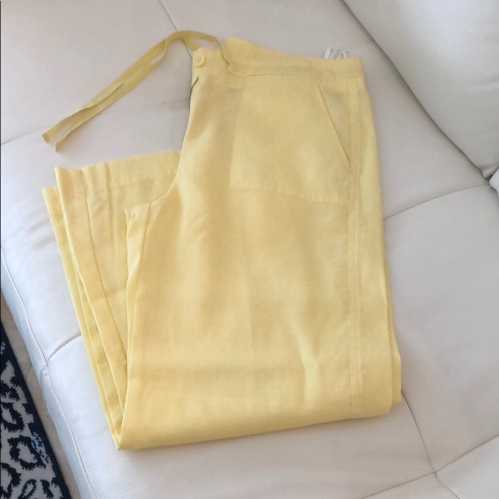 NEW CAPRIS JONES NEW YORK LINEN IN SIZE 10 YELLOW